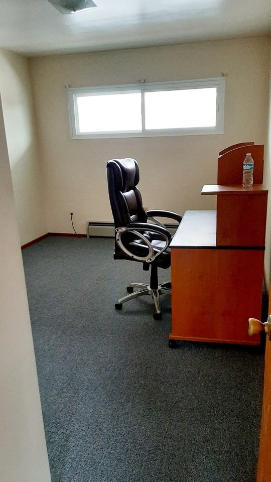 1213 N Indiana St - Photo 3 of 7