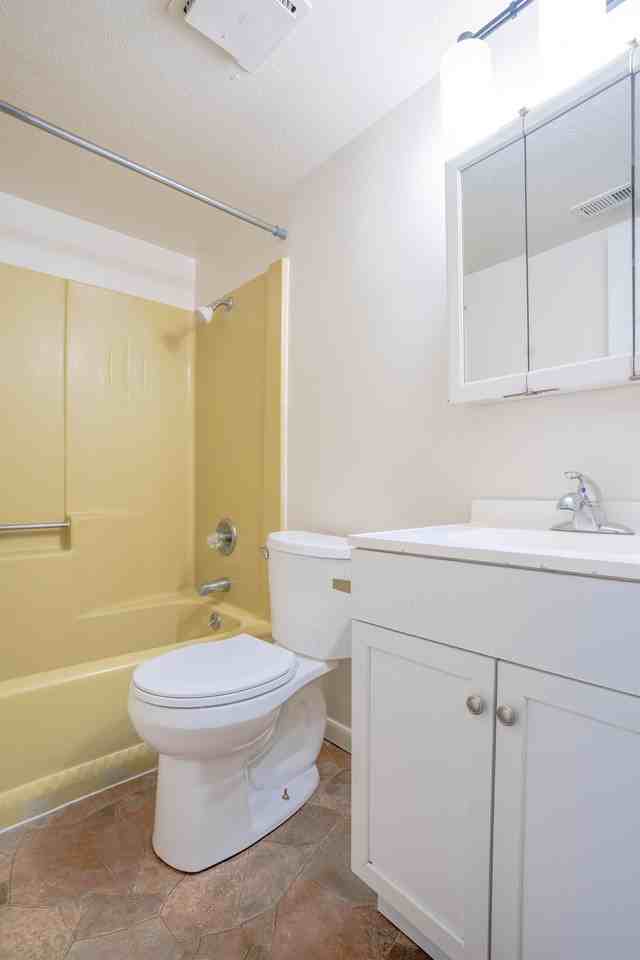 700 Platt St - Photo 3 of 15