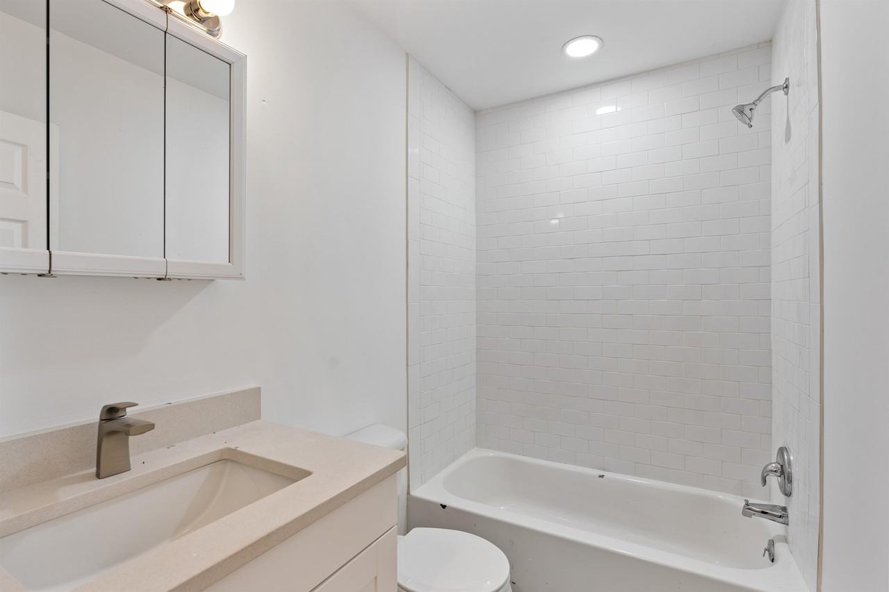 Leisure Ridge - Photo 3 of 14