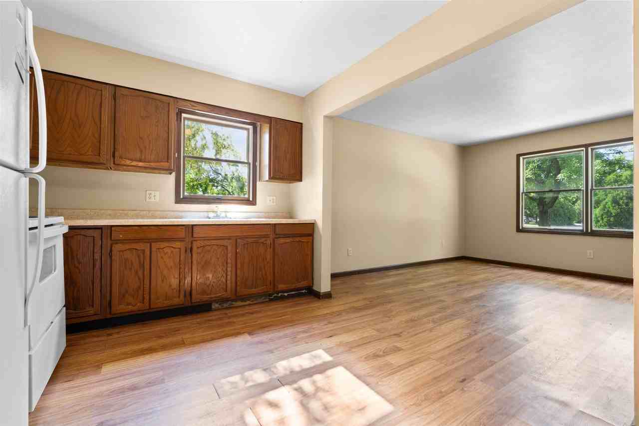 Tippecanoe Apartments - Photo 2 of 14