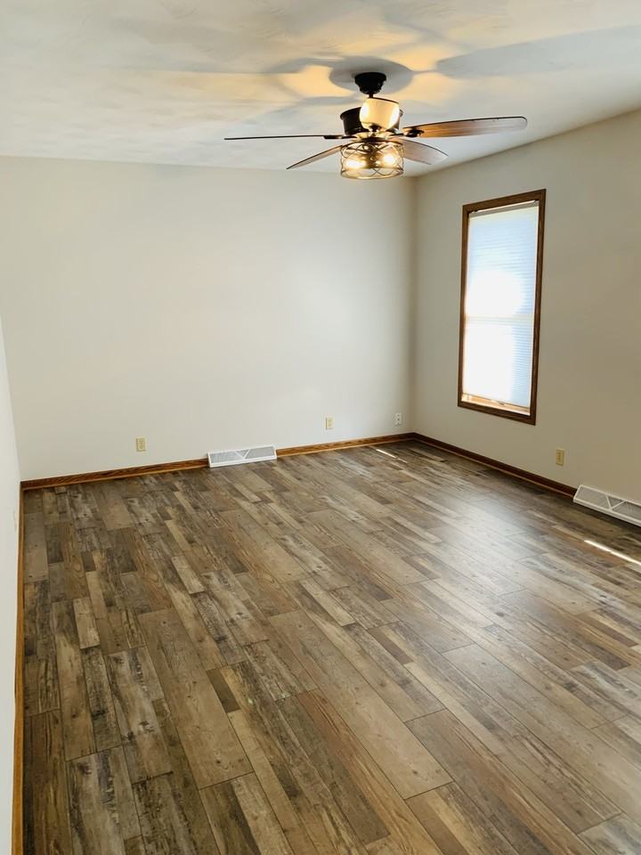 204 Ida - Photo 2 of 41