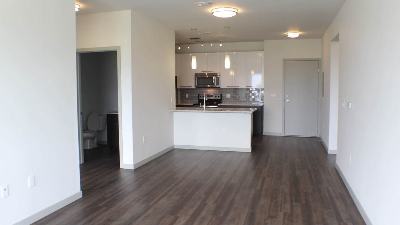 Milehouse - Photo 4 of 50