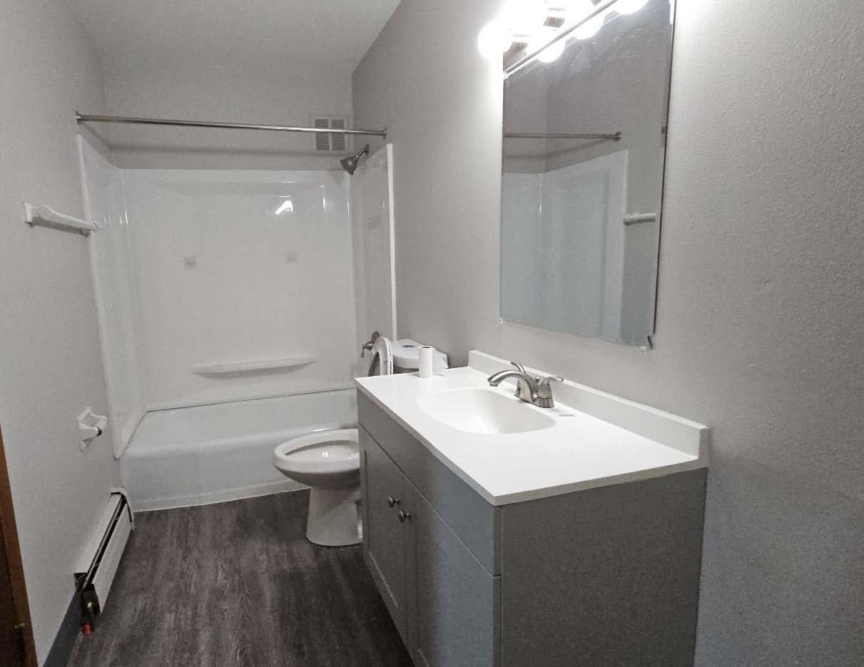 The Southport Apartments - Photo 6 of 12