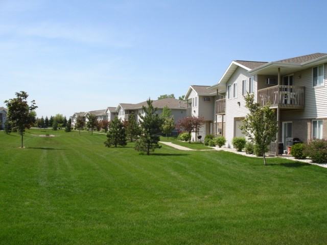 Mayflower Park Apartments - Photo 2 of 3