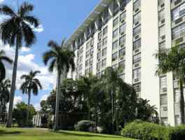 featured image of 1500 Lucerne Ave