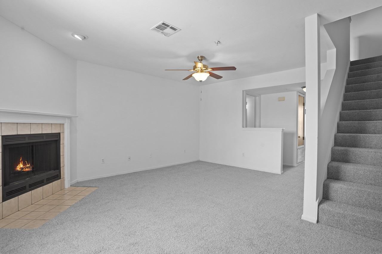 Persimmon Square Apartments - Photo 2 of 22