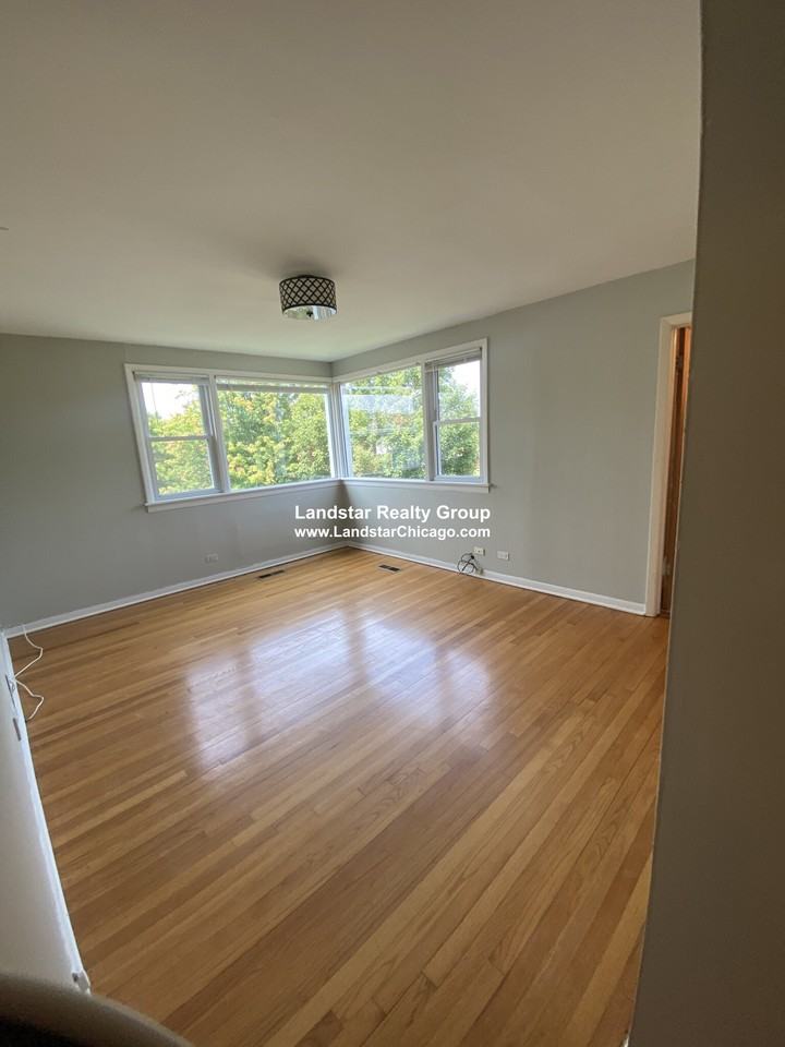 434 Elm Pl #1 - Photo 6 of 30