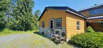 featured image of 42 Eringlen Way #1