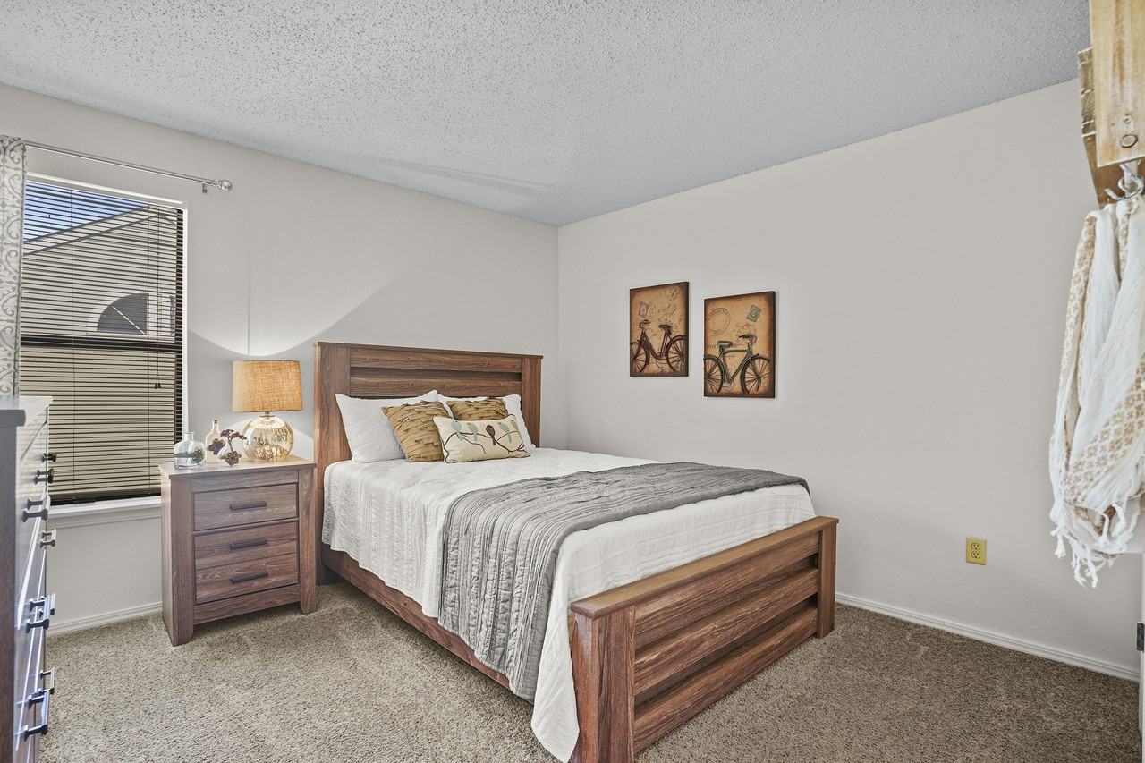 Raintree - Photo 4 of 16