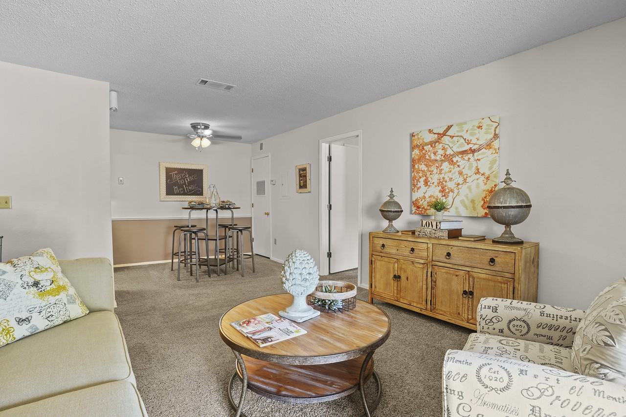 Raintree - Photo 6 of 16