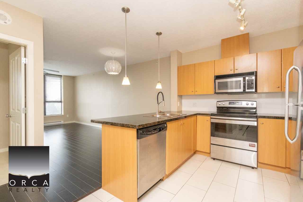 1209 Rochester Ave - Photo 3 of 41