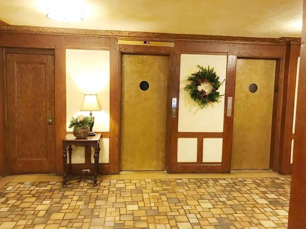 E 41st St #1301A - Photo 3 of 20