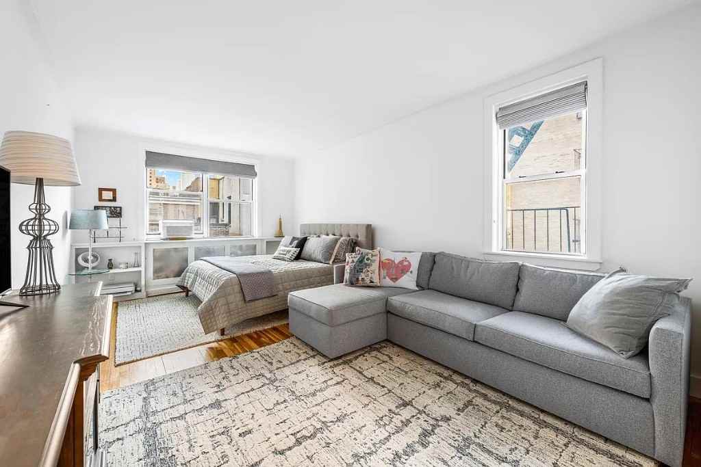 W 55th St #5K, New York, NY 10019 Studio Apartment for $2,995