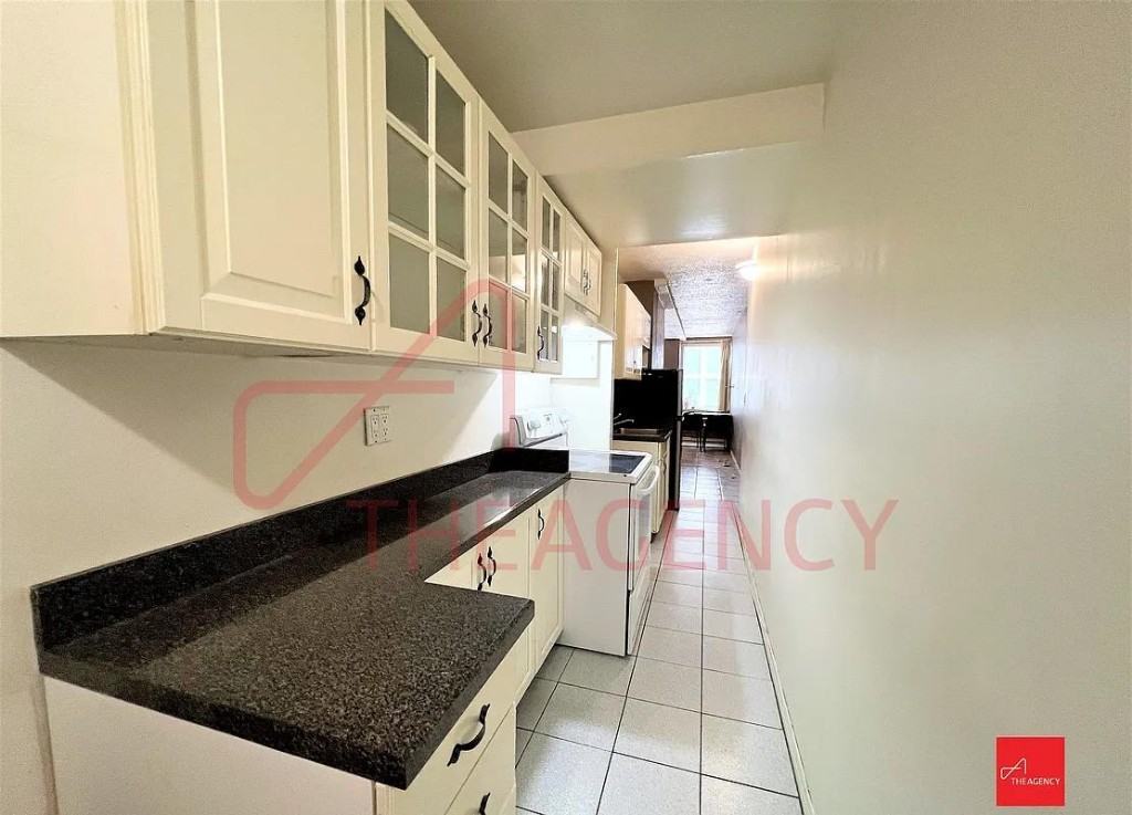 Water St #9E - Photo 4 of 7