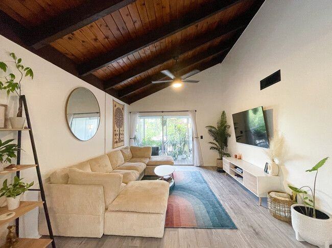 10415 Carrollbrook Cir ##Apt - Photo 2 of 6
