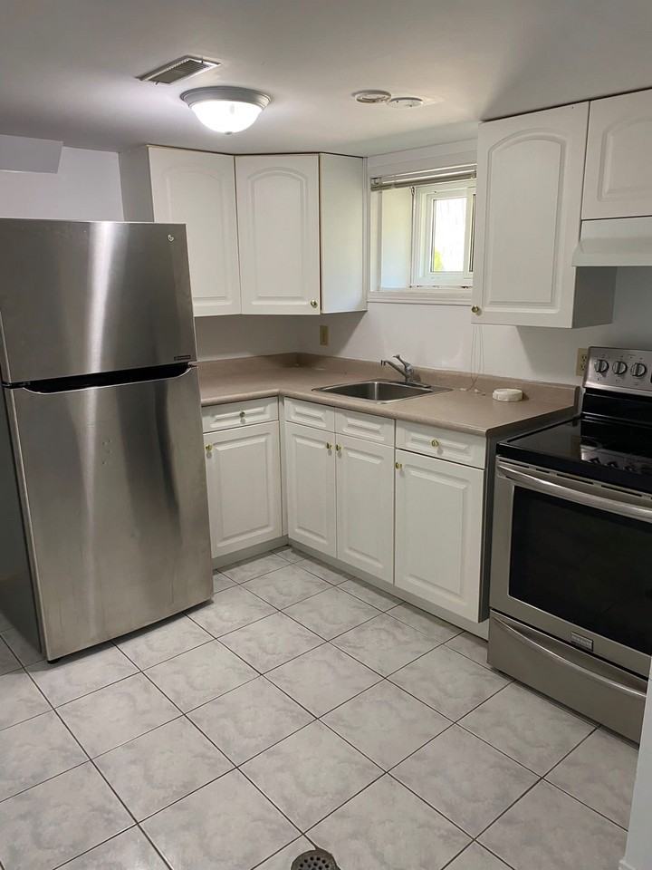 1286 Ilona Park Rd - Photo 3 of 7
