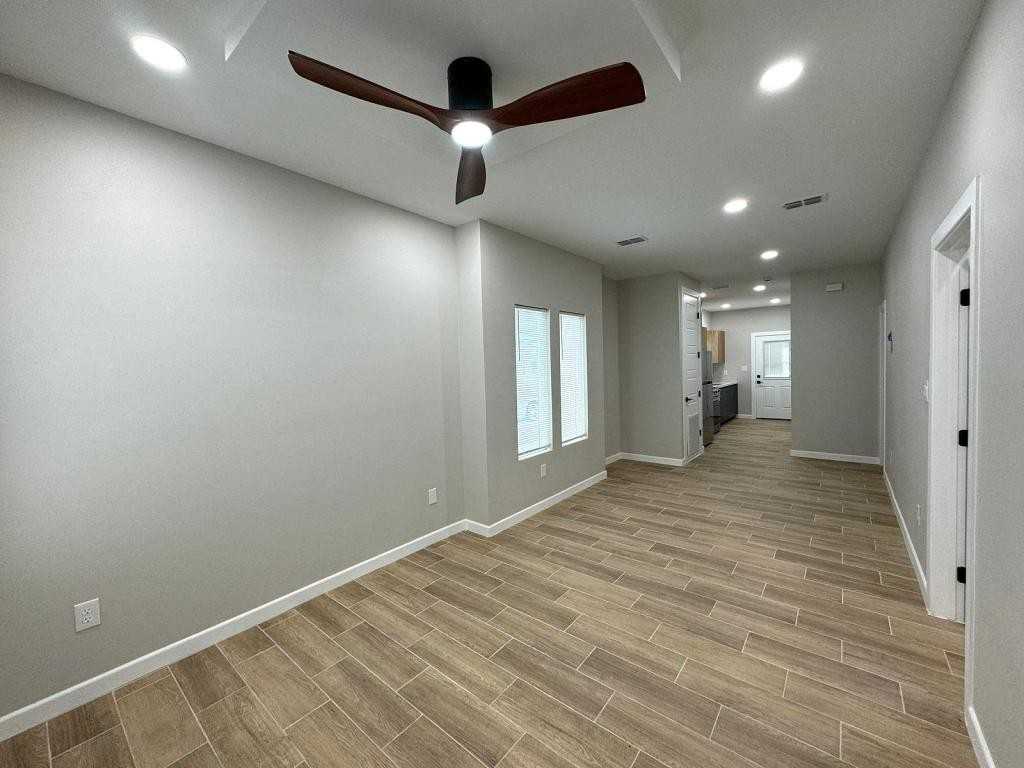 104 San Jose Apt 2 - Photo 4 of 17