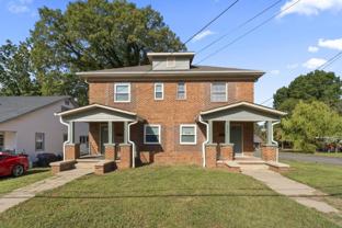 2842 Ne Bon Air Ave - Photo 1 of 1