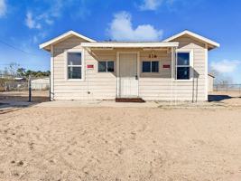 featured image of 216 W Robertson Rd