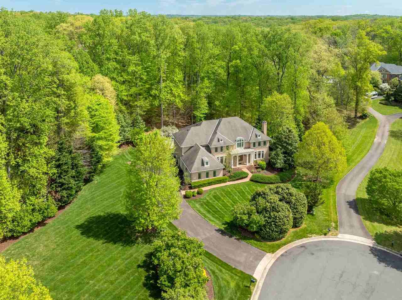 9304 Fitz Folly Dr - Photo 3 of 50