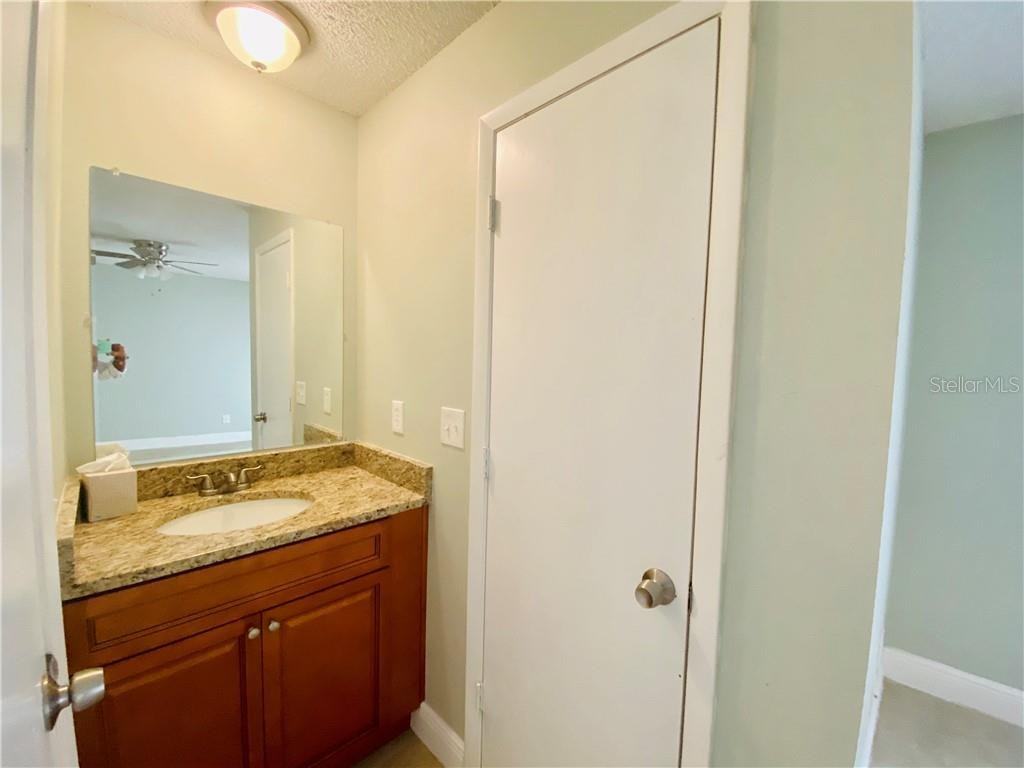 198 Lakeside Hills Loop - Photo 2 of 11