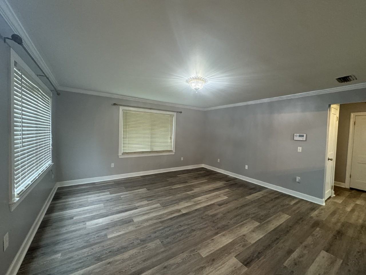 623 Williams Ave - Photo 2 of 23