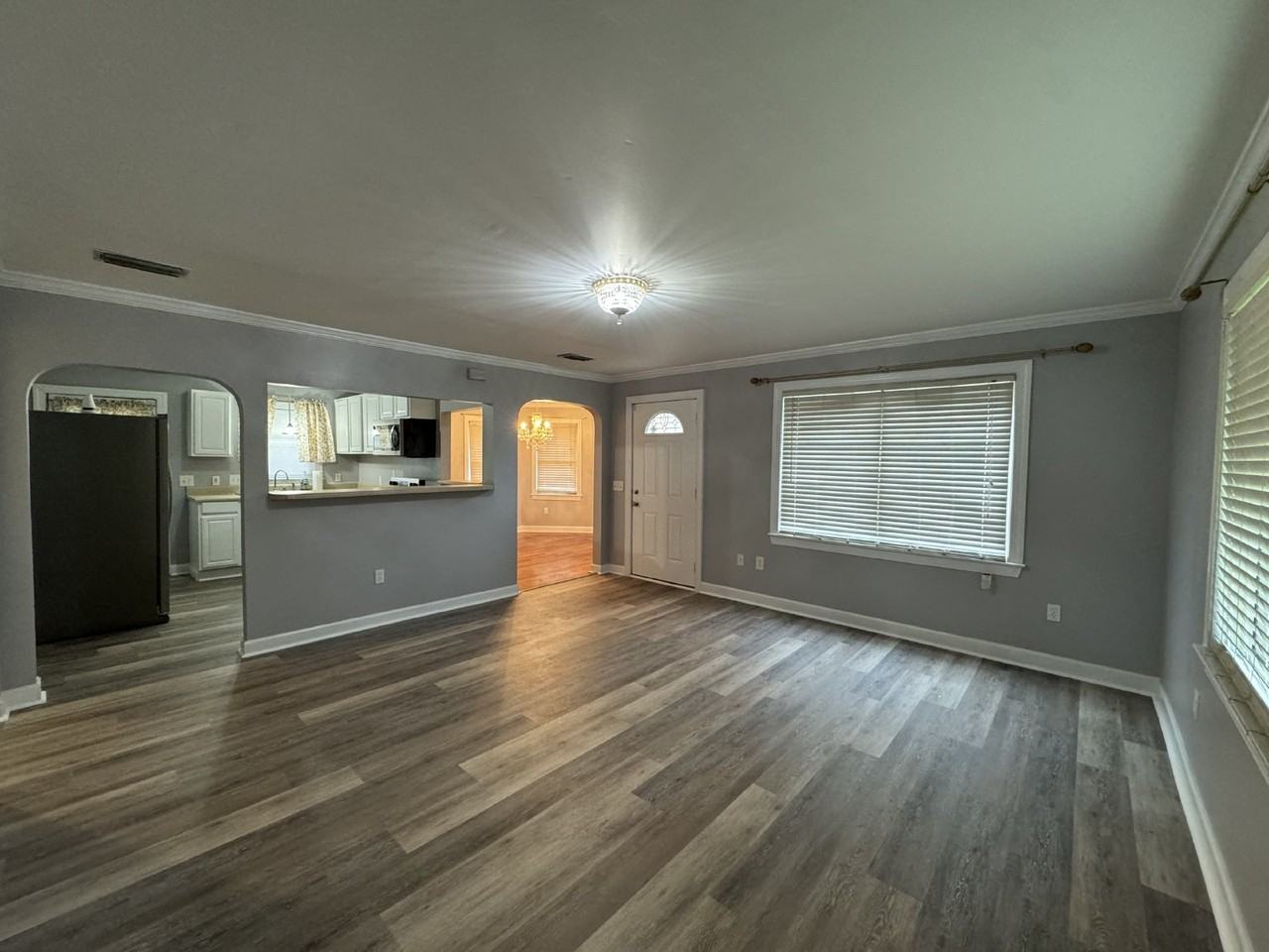 623 Williams Ave - Photo 3 of 23