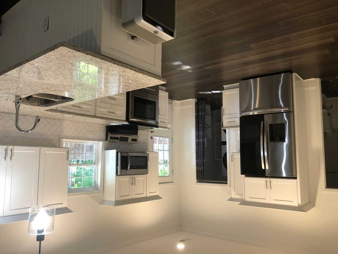 36 E Main St - Photo 4 of 15