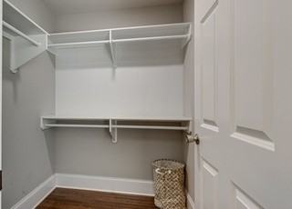 Caldwell Dr #432 - Photo 5 of 19