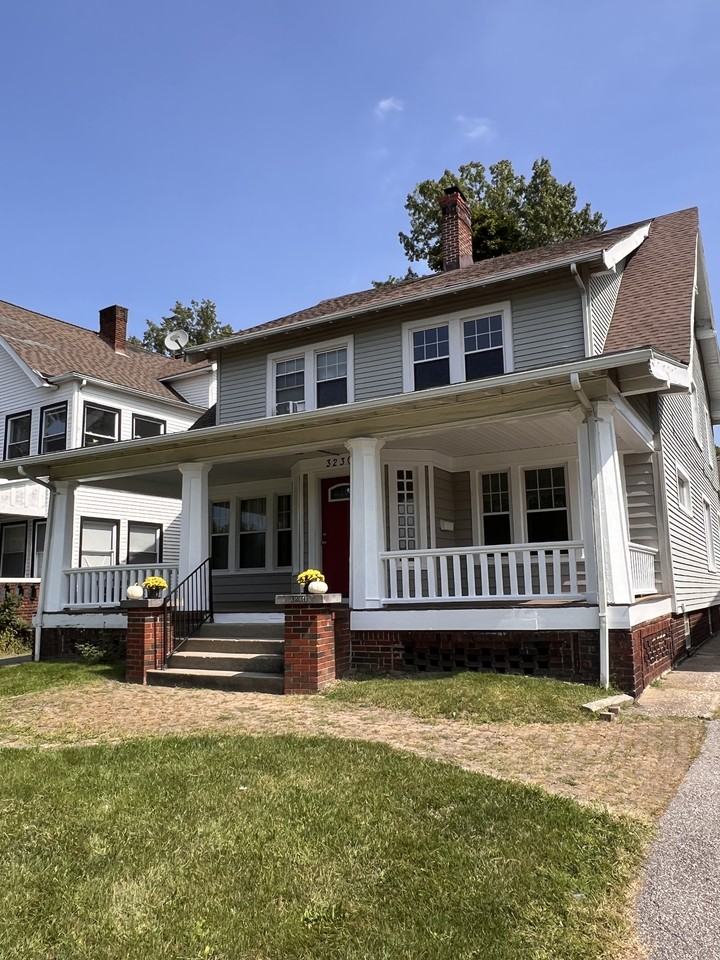 3230 Euclid Heights Blvd #NA - Photo 3 of 41