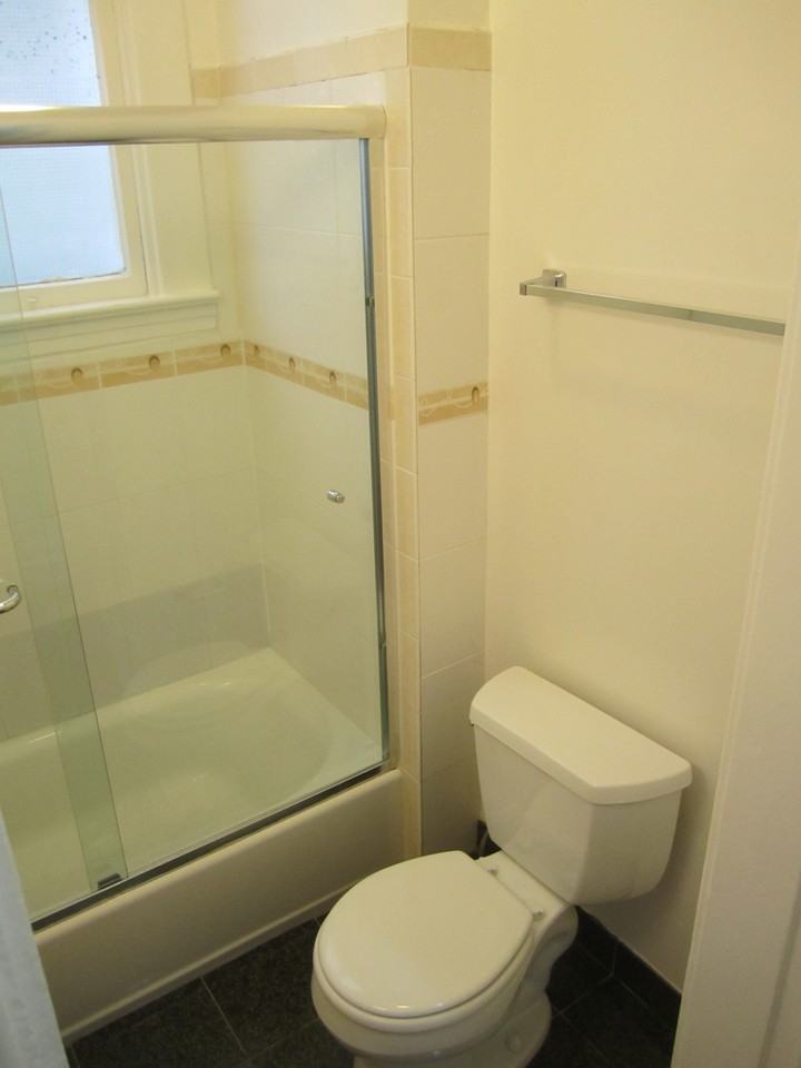 495 Frederick St #1 - Photo 3 of 16