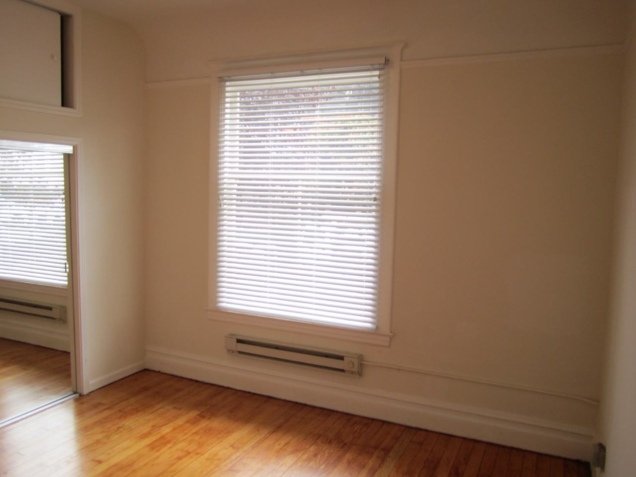 495 Frederick St #1 - Photo 5 of 16