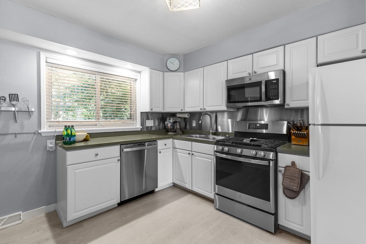 723 Landscape Ave #NA - Photo 4 of 20