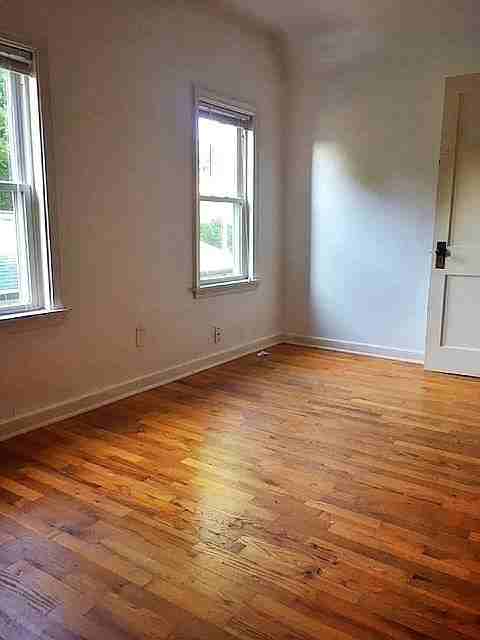 519 Stoddard Ave #NA - Photo 6 of 13