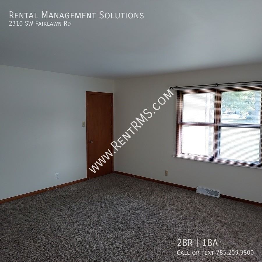 2310 Sw Fairlawn Rd - Photo 3 of 22