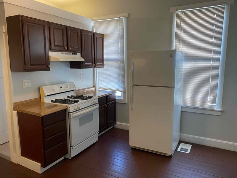 229 Burns Ave - Photo 2 of 13