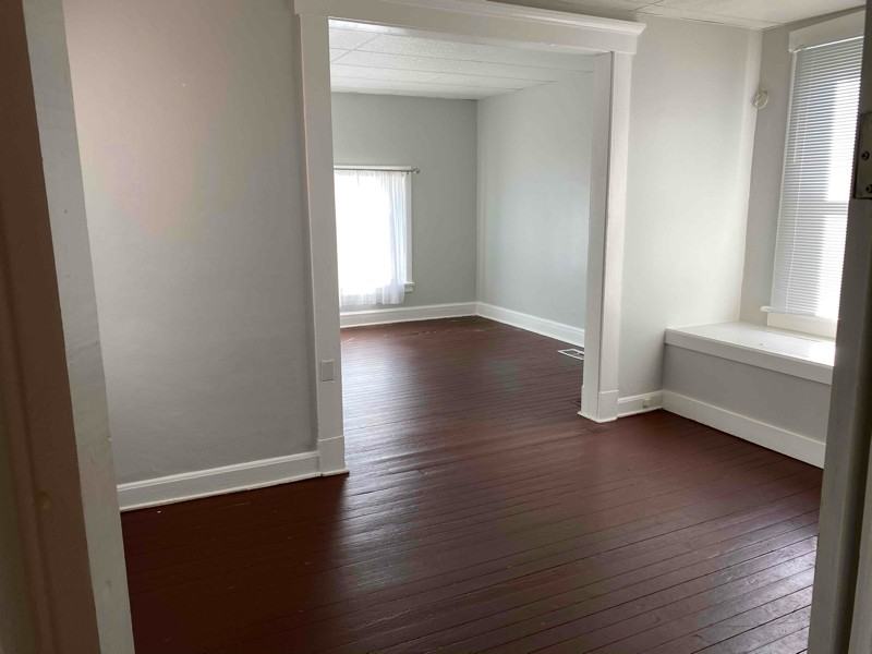 229 Burns Ave - Photo 6 of 13