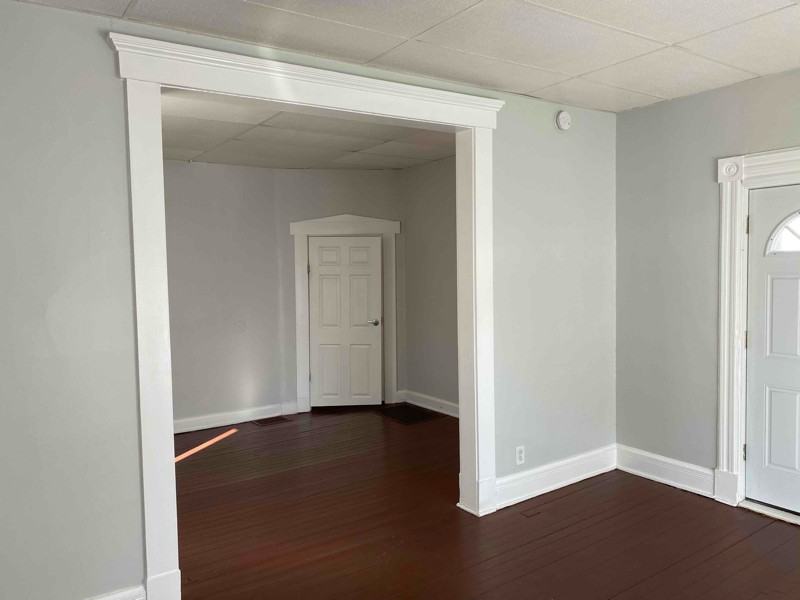 229 Burns Ave - Photo 7 of 13