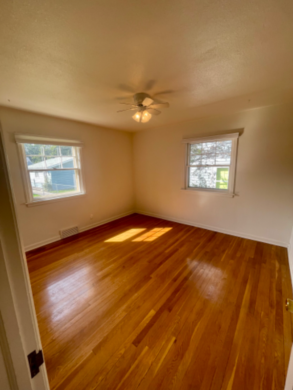 778 4th Ave E - Photo 7 of 20