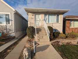 featured image of 7322 W 59th St