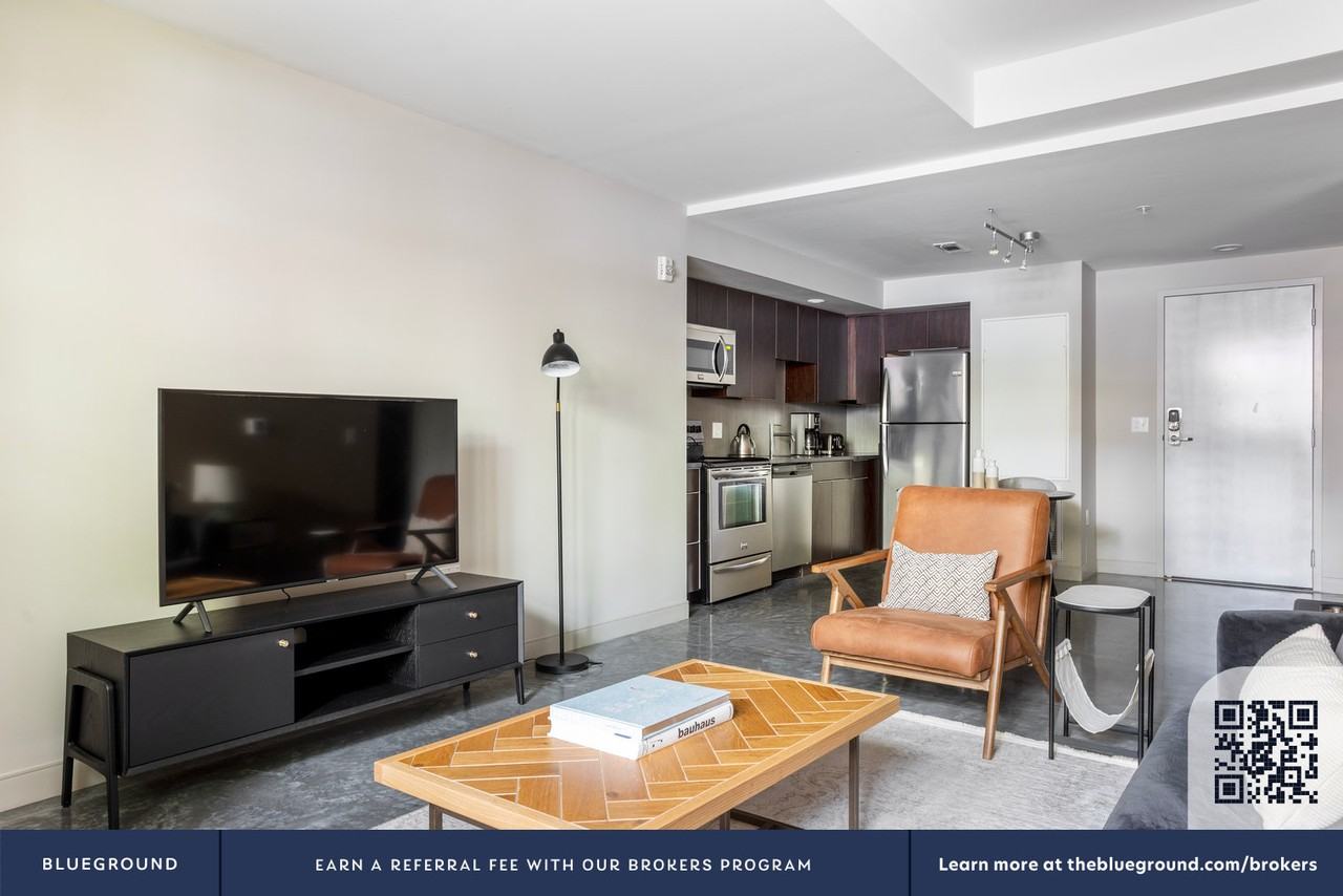 60 Brainerd Road - Photo 5 of 41