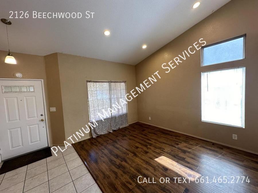 2126 Beechwood St - Photo 3 of 49