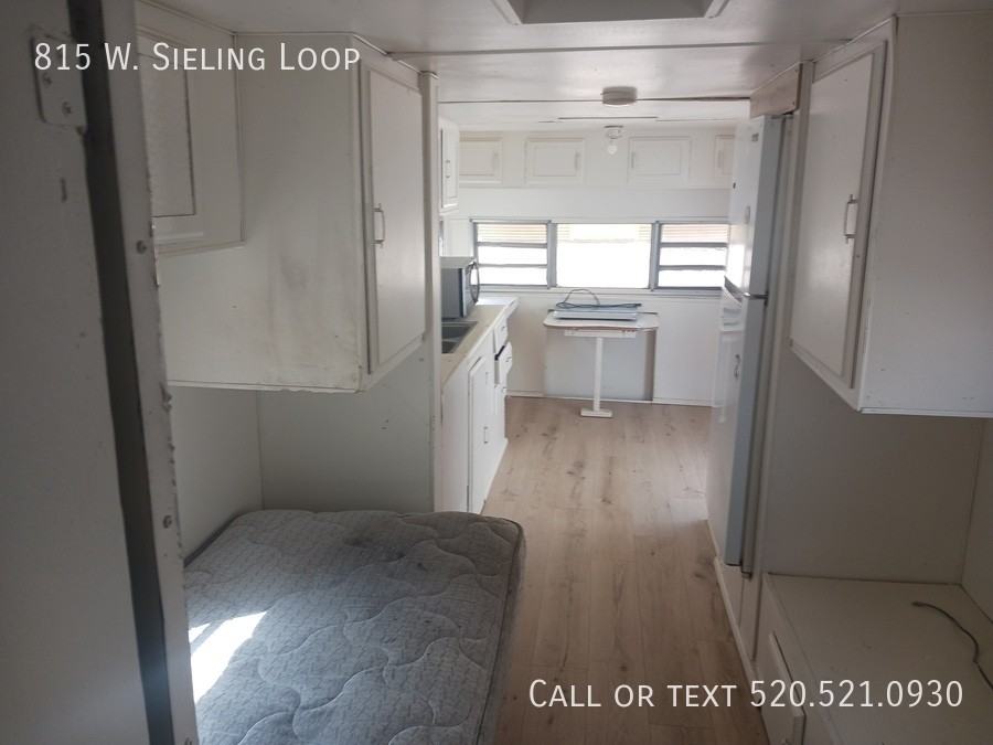 815 W Sieling Loop - Photo 2 of 10