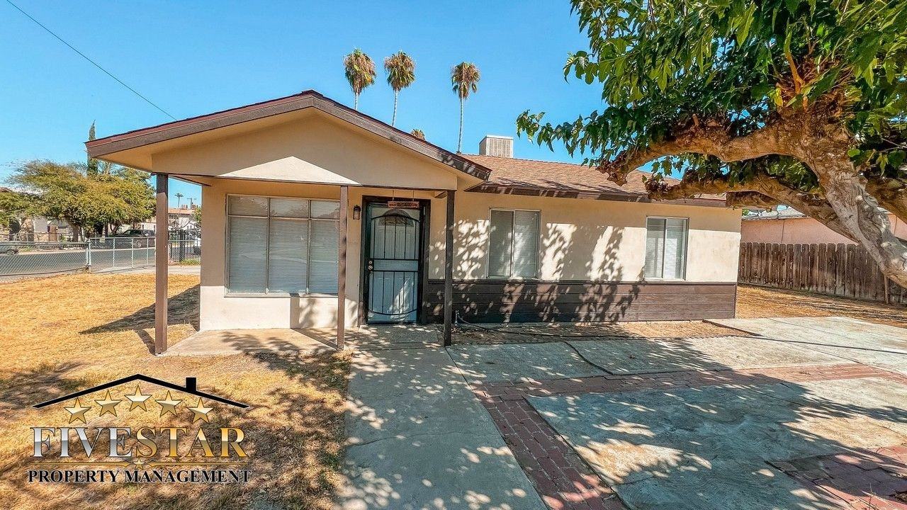 10501 Santa Barbara St - Photo 2 of 18