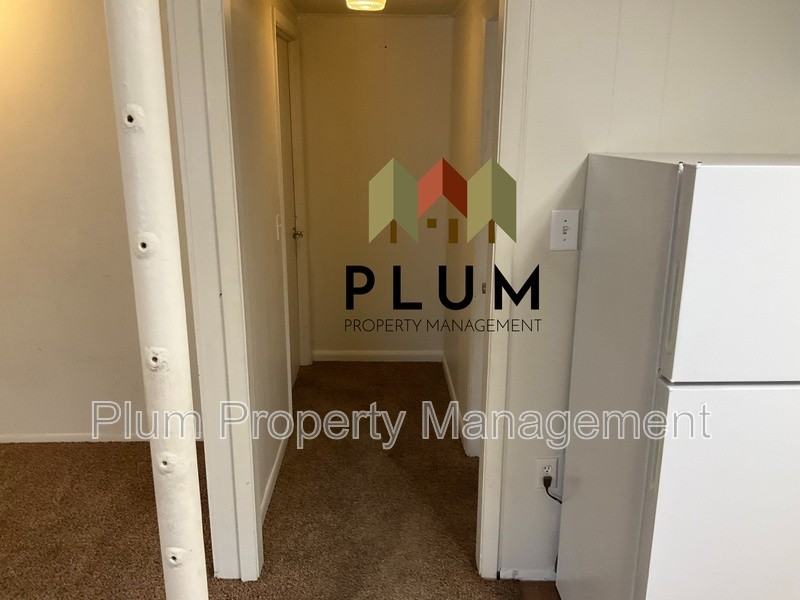 3915 Highwayeast #7 - Photo 3 of 11