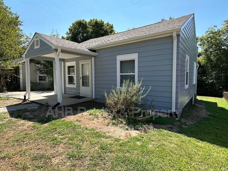 615 Georgia Ave - Photo 2 of 19