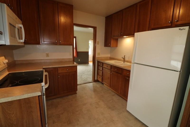 2745 N 8th St - Photo 2 of 20