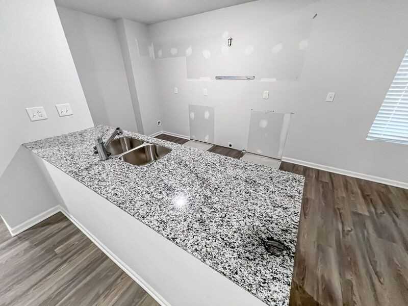 4108 Brooklyn Ave - Photo 2 of 19