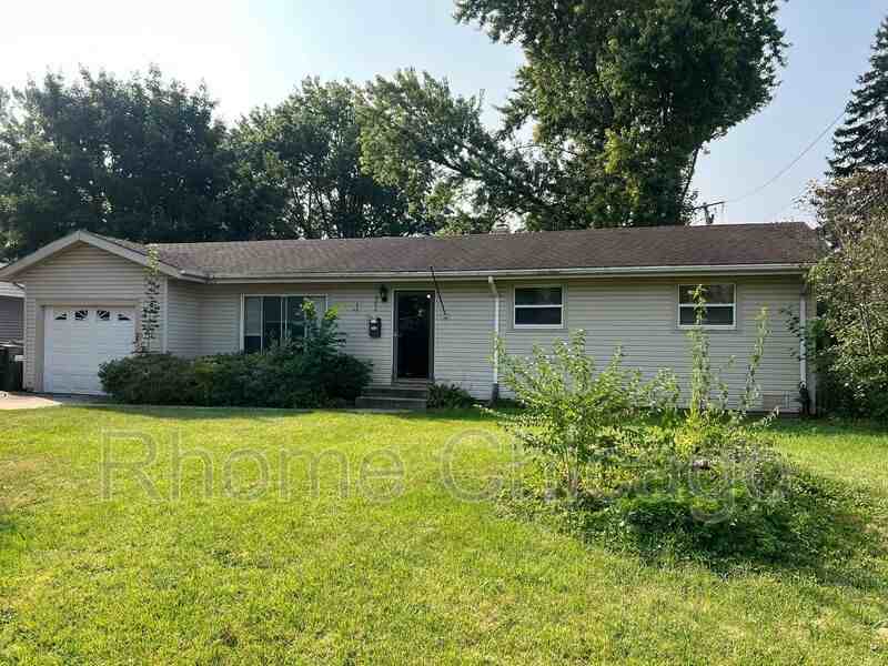 564 Chippewa Trl - Photo 3 of 26