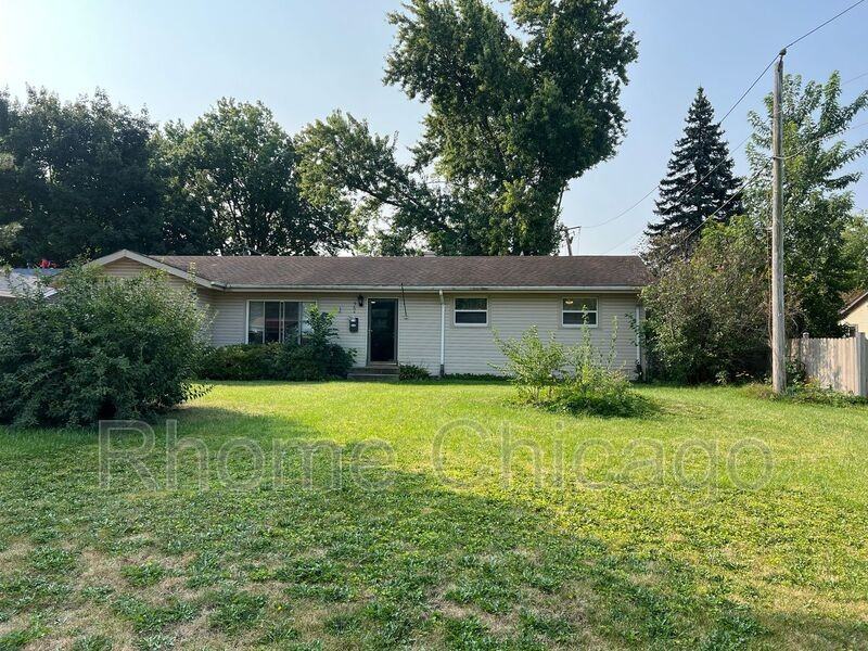 564 Chippewa Trl - Photo 4 of 26